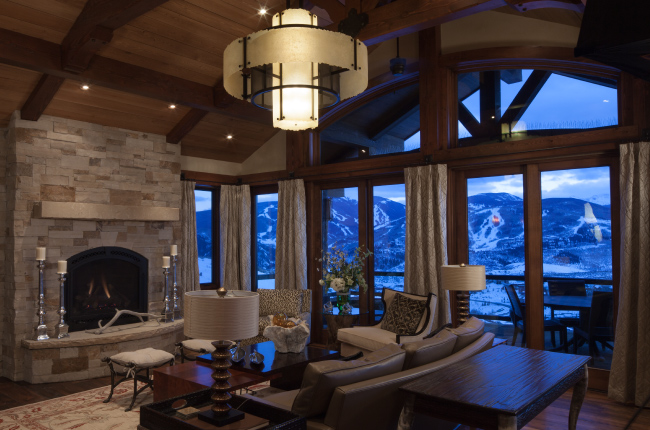 Contemporary chandelier in living room 