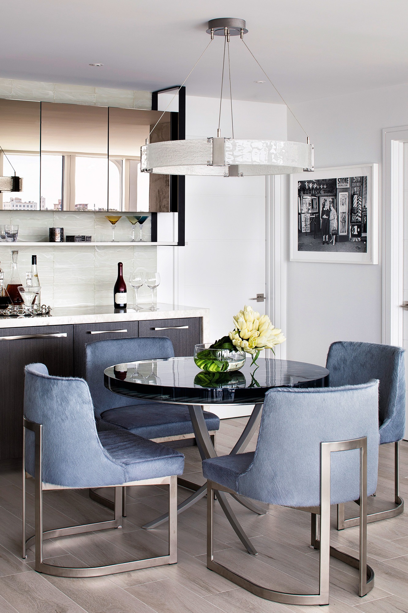 Parallel_Ring_Chandelier_CHB0042-33-BS-FG-Czar_Interiors- Jessica_Glynn_Photography-dining_room