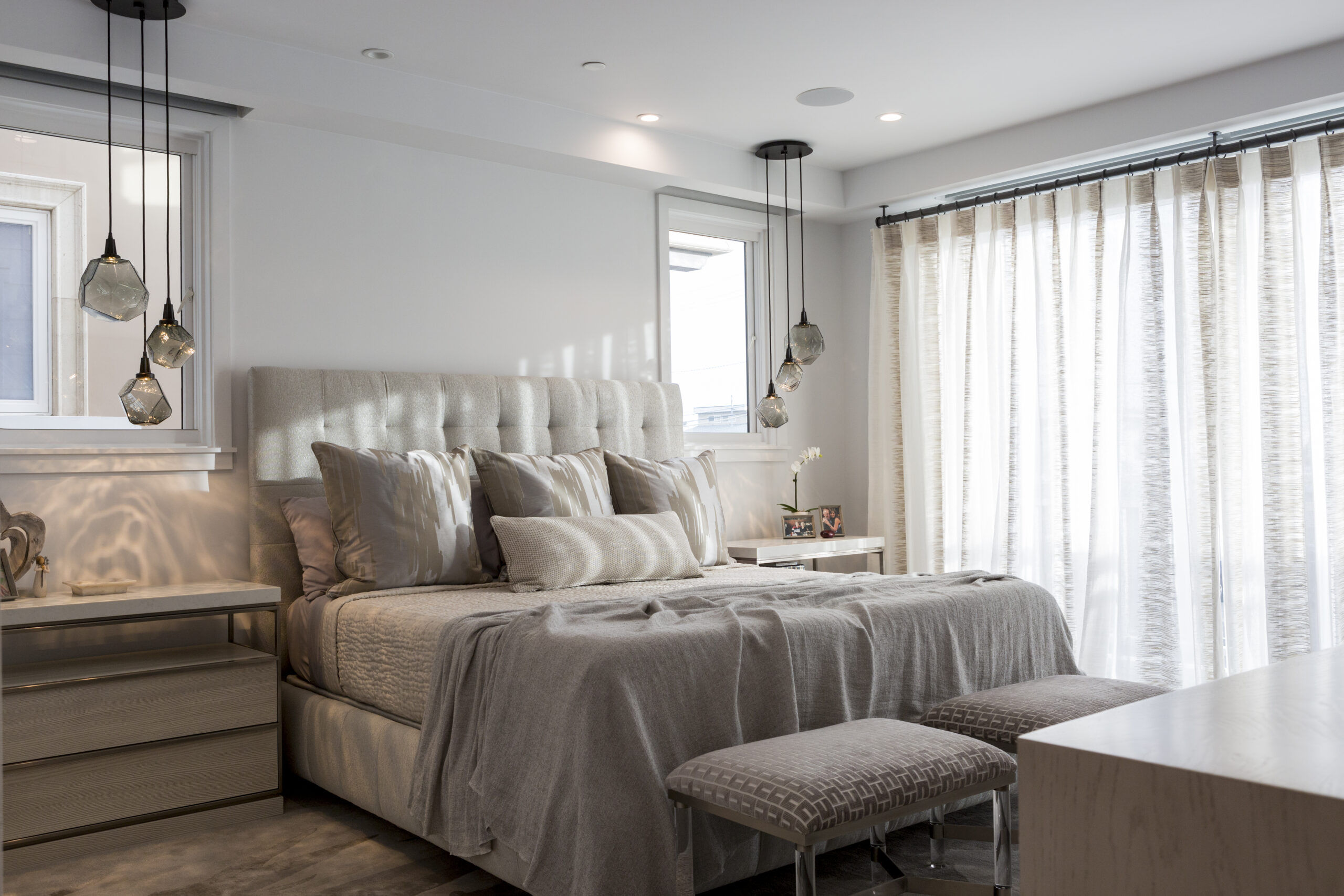 Gem Round Pendant Chandelier | Hudson Home Interior Design, Mark Tanner Photography