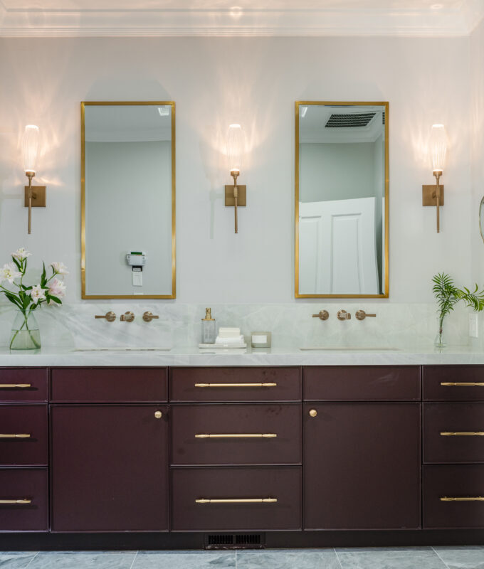 Wall Sconces & Flush Mounts